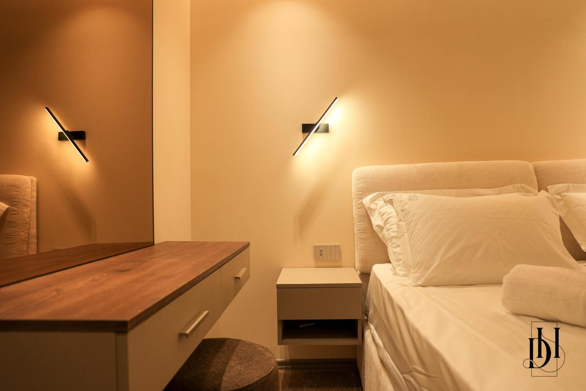Deha Rooms & Apartments Tirana Esterno foto
