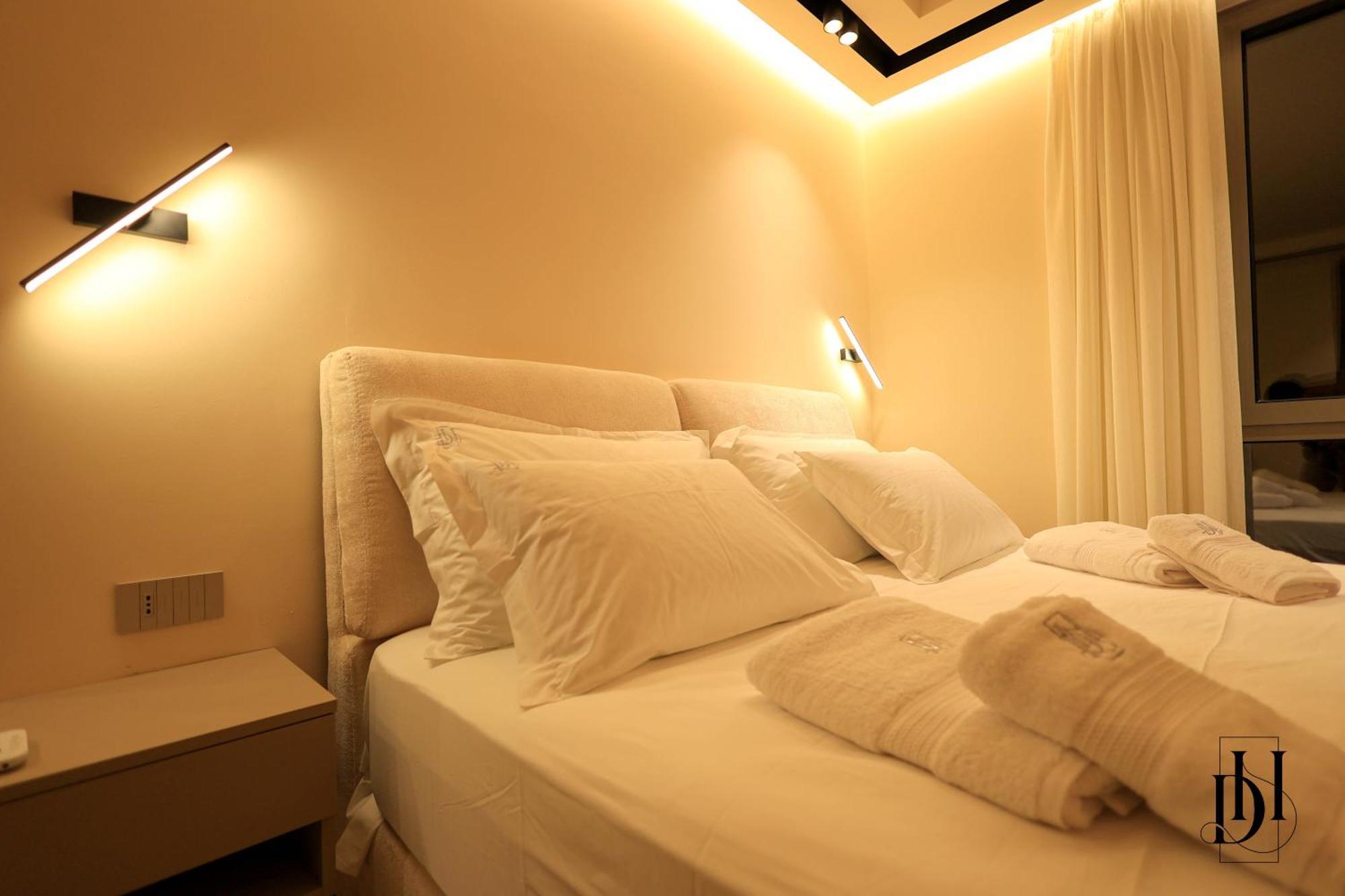 Deha Rooms & Apartments Tirana Esterno foto