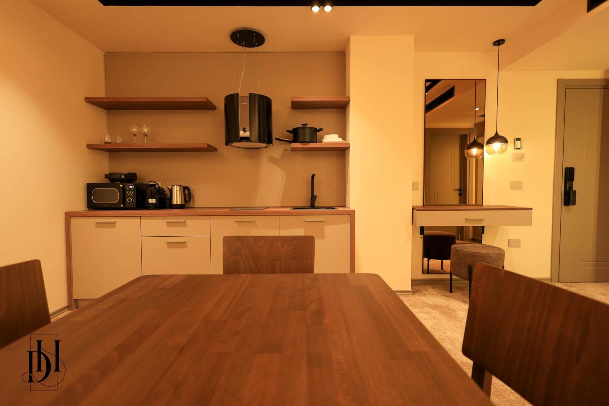 Deha Rooms & Apartments Tirana Esterno foto